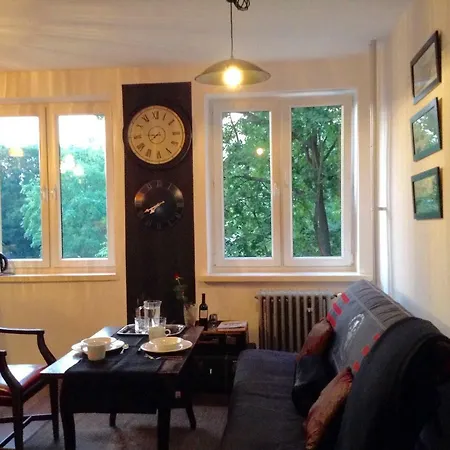 Absolutely Apartment *